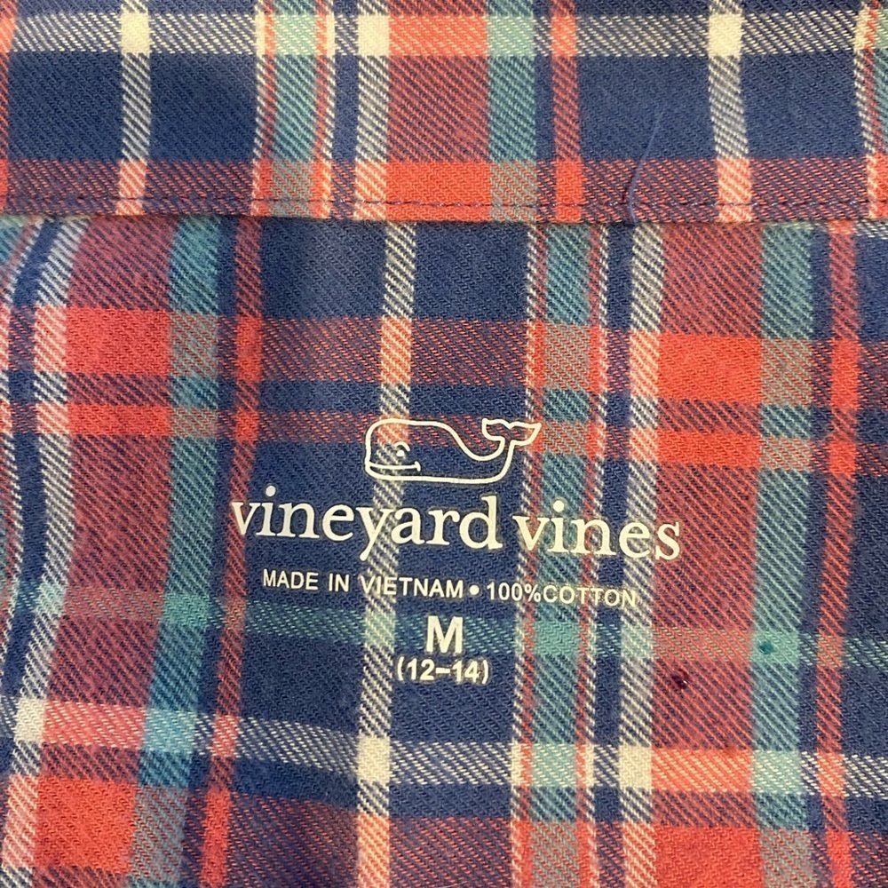 Boys Vineyard Vines Lyle Whale Flannel Shirt NWOT medium never worn 12-14 new - Picture 4 of 7